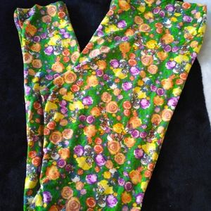 LuLaRoe Disney Leggings❌ SOLD ❌
